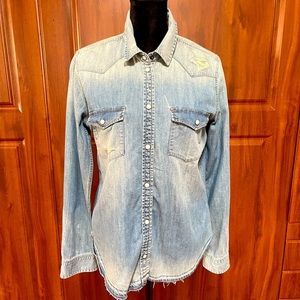 American Eagle outfitters slim fit distressed denim snap button down.